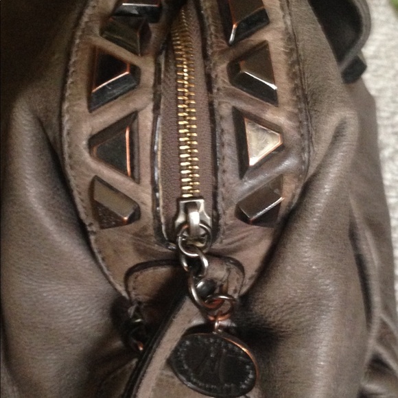 Guess by Marciano - Picture 3 of 8